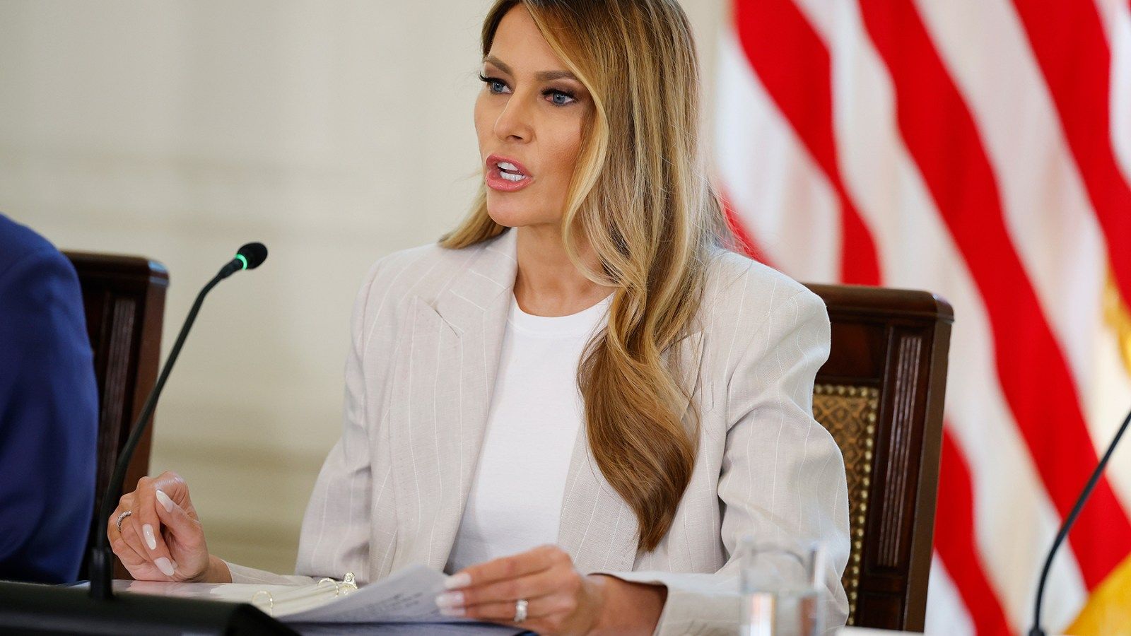'The Robots Are Here': Melania Trump and White House Officials Spout Gibberish About AI