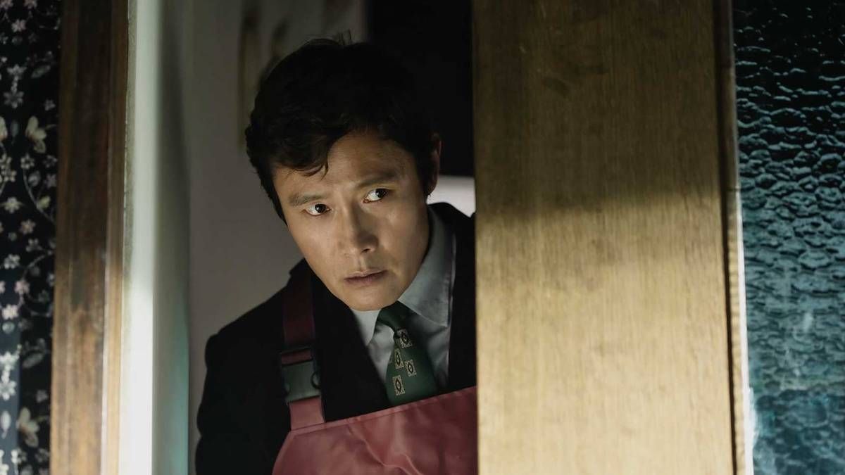 'No Other Choice' Review: Park Chan-wook Serves Up a Contender for Best Comedy of the Year | TIFF 2025