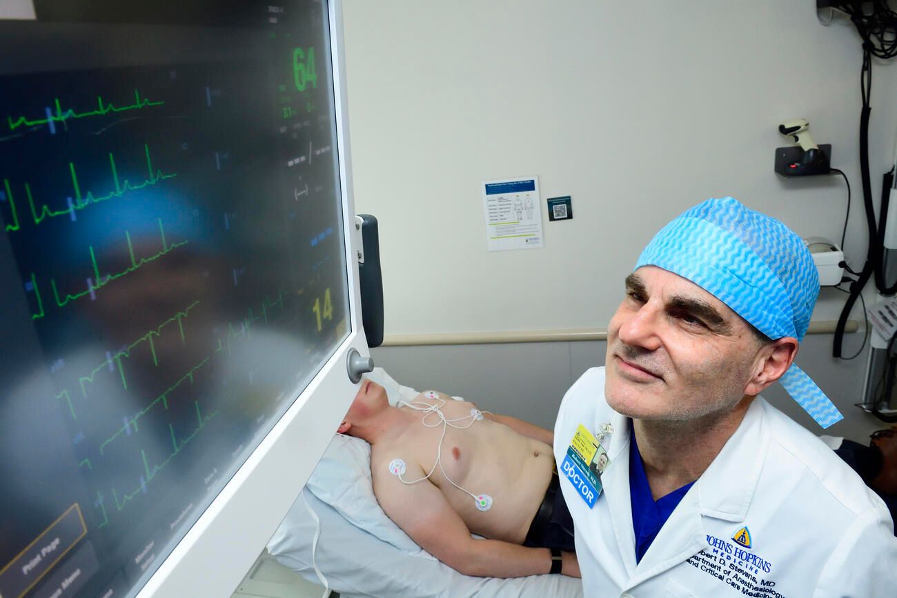 AI fares better than doctors at predicting deadly complications after surgery