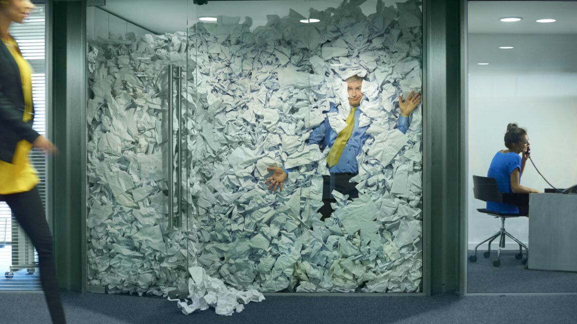 The résumé is dying, and AI is holding the smoking gun