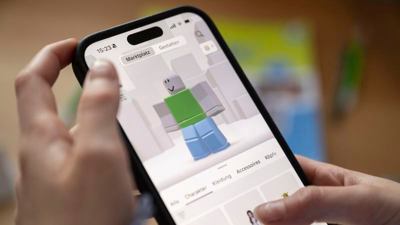 Lawsuits claim Roblox endangers kids. New AI age verification aims to block them from chatting with adults | CNN Business