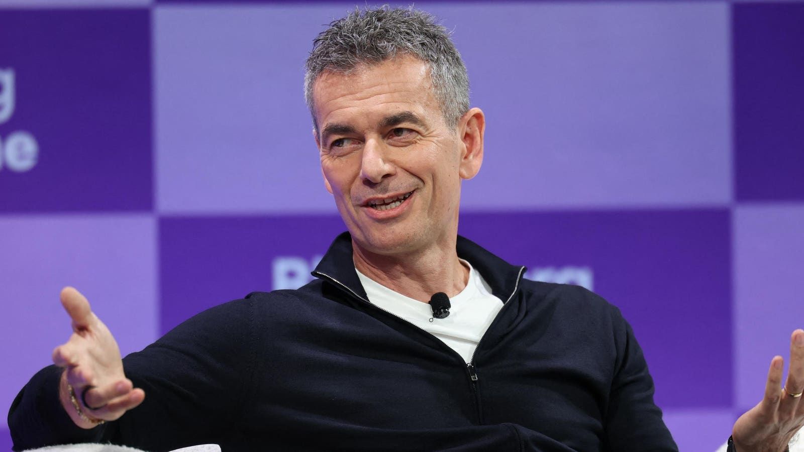 Warner Music Settles Lawsuit With AI Music Startup Suno