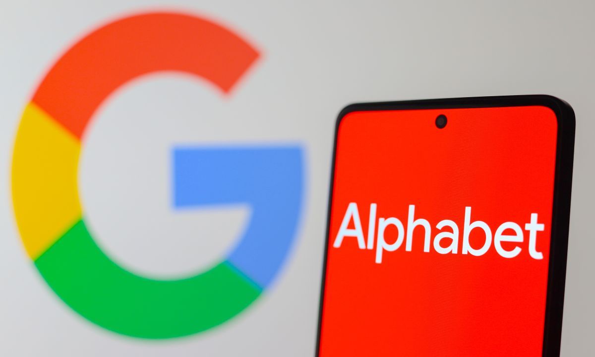 Alphabet’s AI-Related Offerings Help Drive Stock to Record High | PYMNTS.com