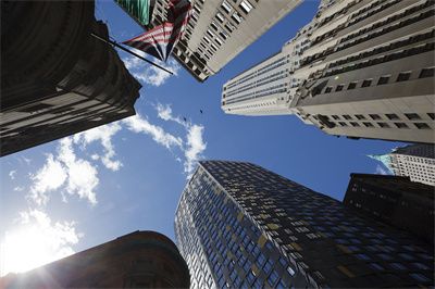 Central Banks Are Tilting Away From the Dollar. What They're Buying Instead. -- Barrons.com