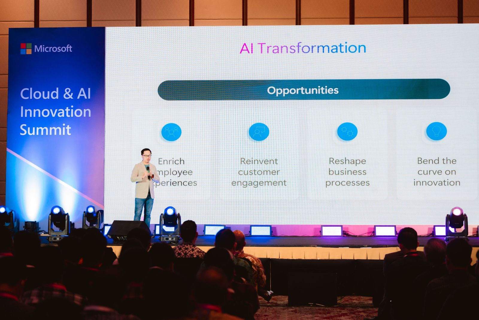Microsoft Expands AI Infrastructure and Cloud Services in Indonesia, Empowering More Organizations to Innovate Locally - Source Asia