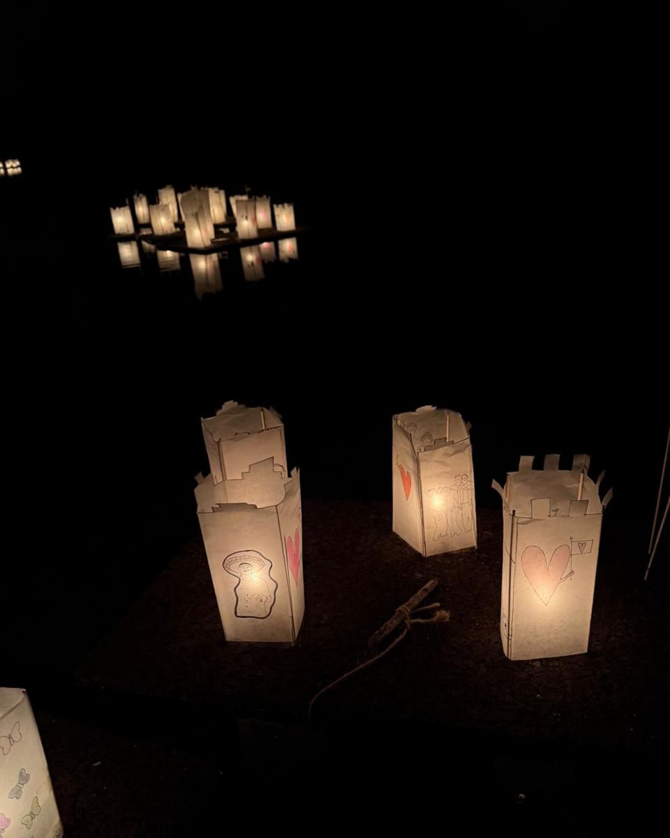 Wereldlichtjesdag in Dilbeek: een wondermooi moment van licht en verbondenheid