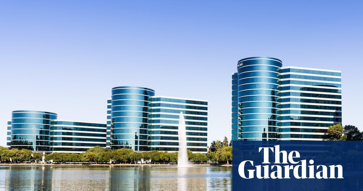Disappointing Oracle results knock $80bn off value amid AI bubble fears