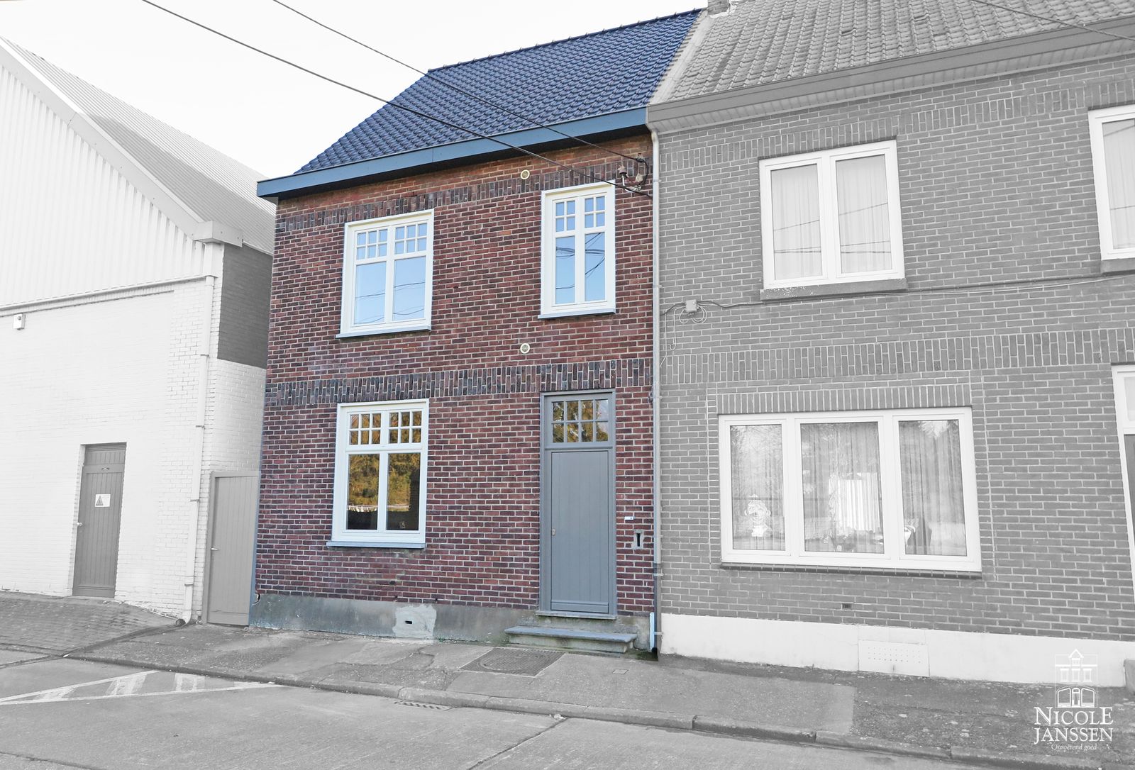 1 Nicole Janssen huis te koop - Slachthuisstraat 29 te Maaseik (voorgevel)_bewerkt-1.jpg