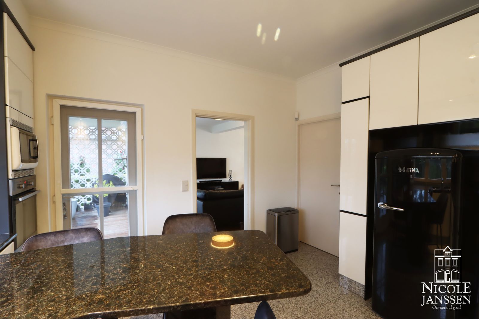 10 Nicole Janssen - huis te koop - Javanastraat 50 te Aldeneik - keuken3.jpg