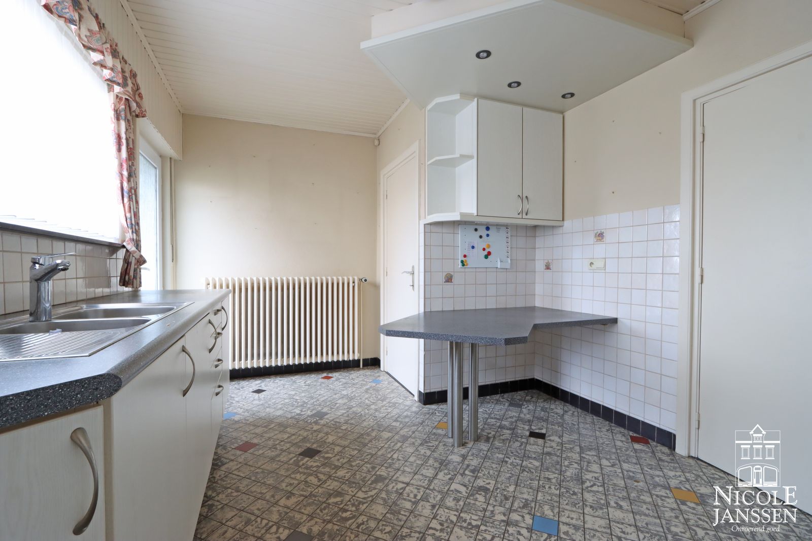 10 Nicole Janssen- huis te koop - Aldeneik Leeuwerikstraat 41 (keuken).jpg