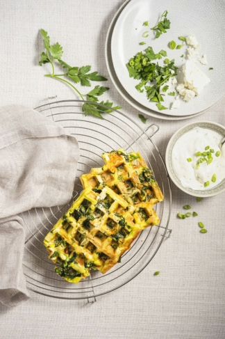 Griekse wafel met spinazie, feta en aardappel