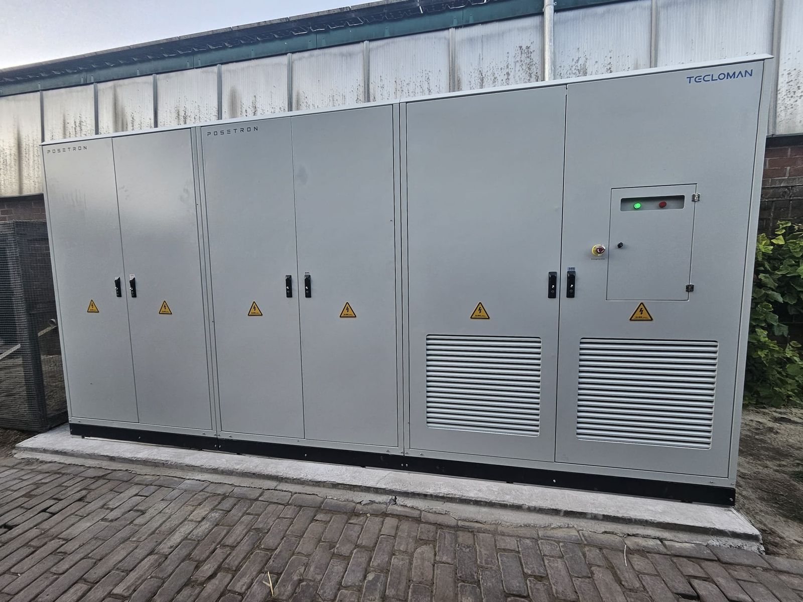 1 MW – 2MWh „Plug-and-Play„ …. Yes, we do .