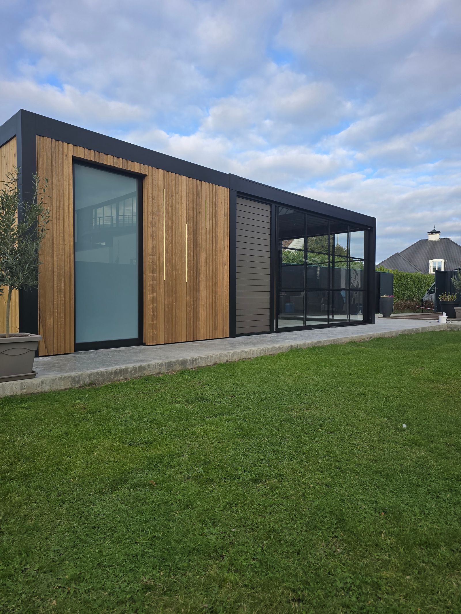 Weinor Artares met tuinberging