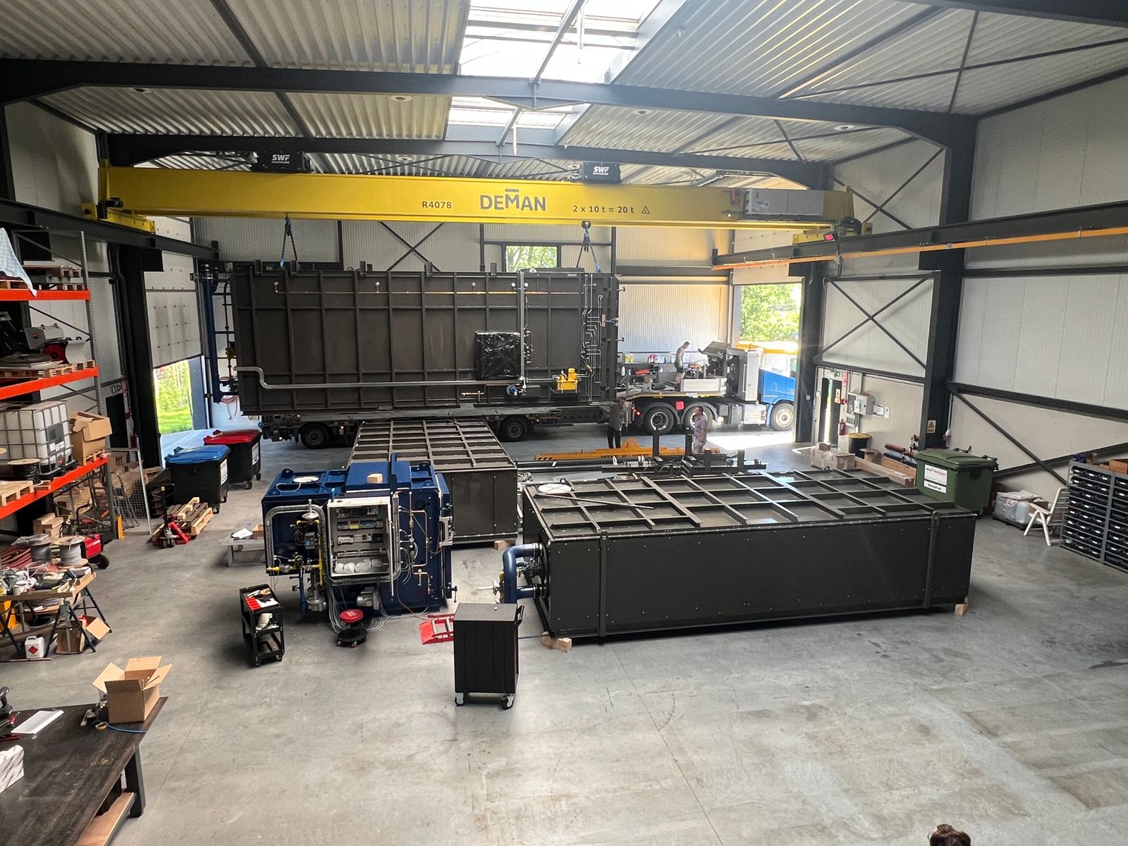 A new large pyrolysis oven with a capacity of 35m³ on its way to our customer JPB Materieel BV in the Netherlands