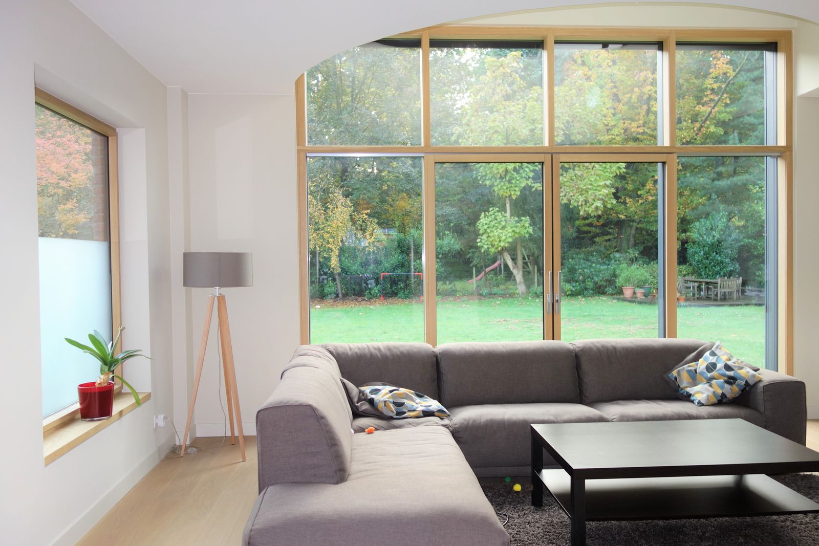 Een Kijkje Door Finstral Ramen: Binnen Eik, Buiten Aluminium