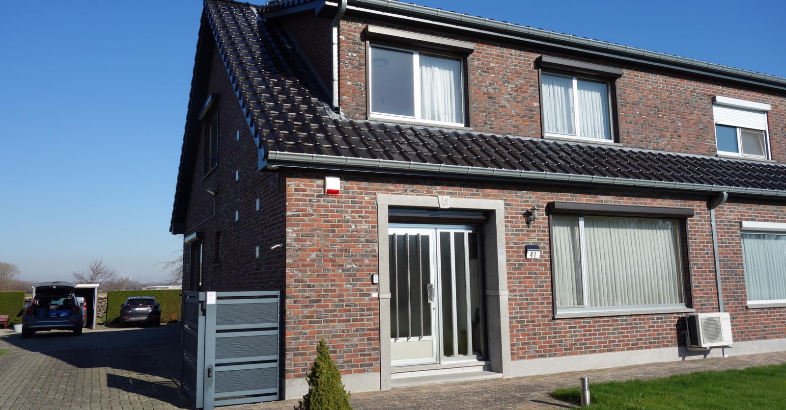 PVC over aluminium in Diepenbeek