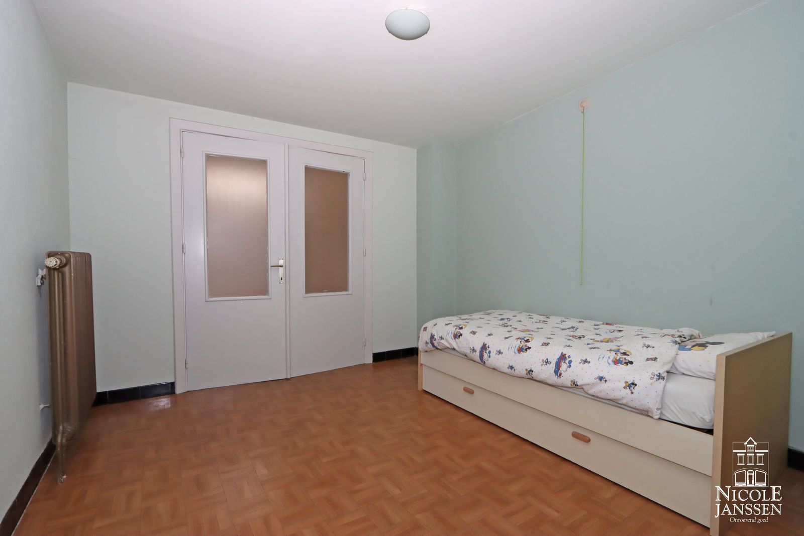29 Nicole Janssen huis te koop Maaseik Sint-Jansberg 28 (slaapkamer foto 1)_bewerkt-1.jpg