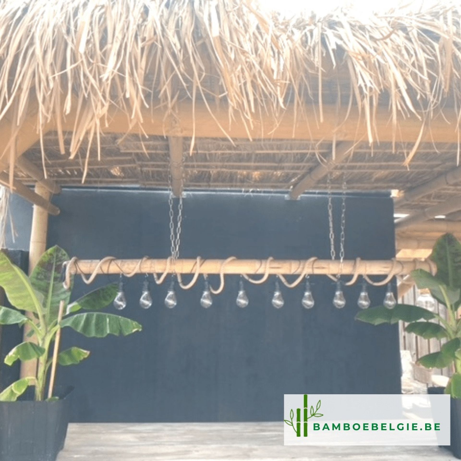 Strodaken en andere versiering zorgen voor de finishing touch