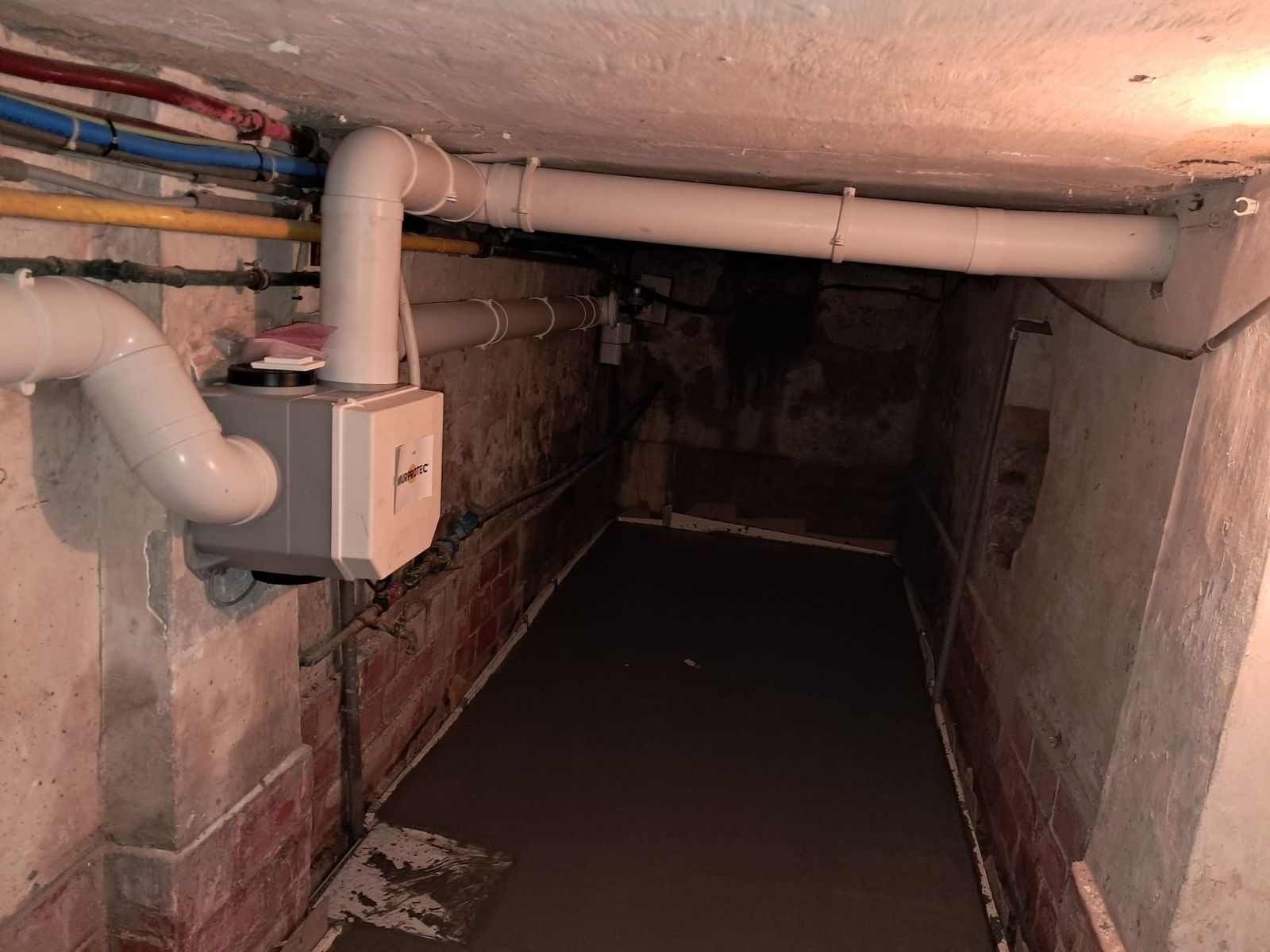 Werfbezoek Dendermonde: vloerdrainage en ventilatie 