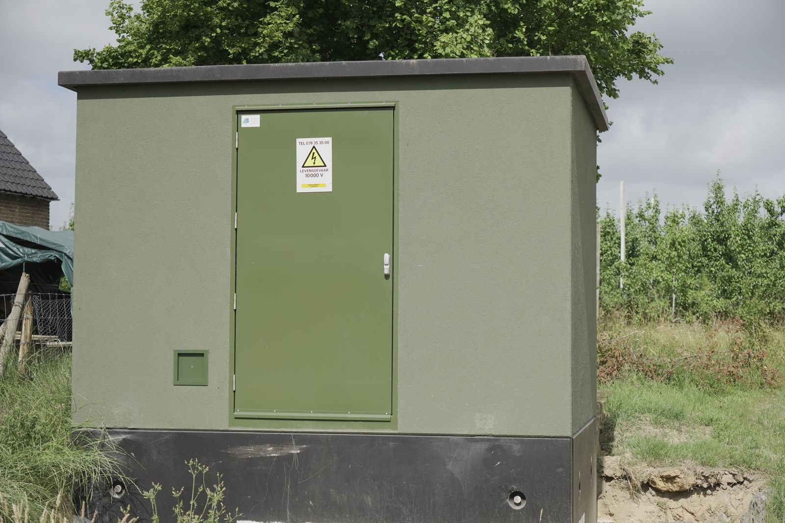 PowerBlock - Cabine de distribution à Hoeselt