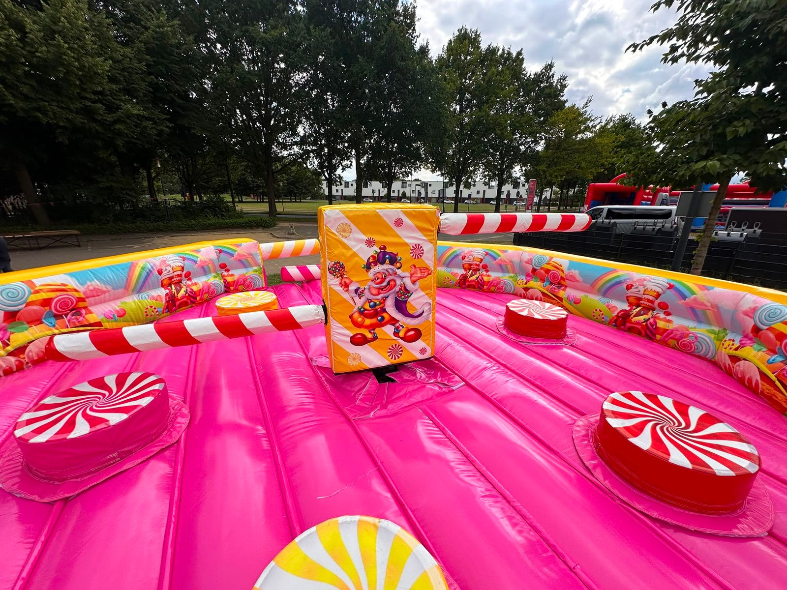 Attractie-Candy-Crusher-Wipe-out (11).jpeg