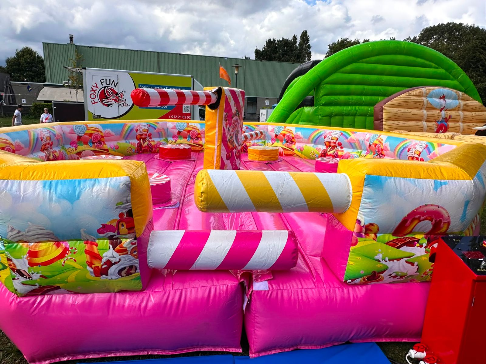 Attractie-Candy-Crusher-Wipe-out (7).jpeg