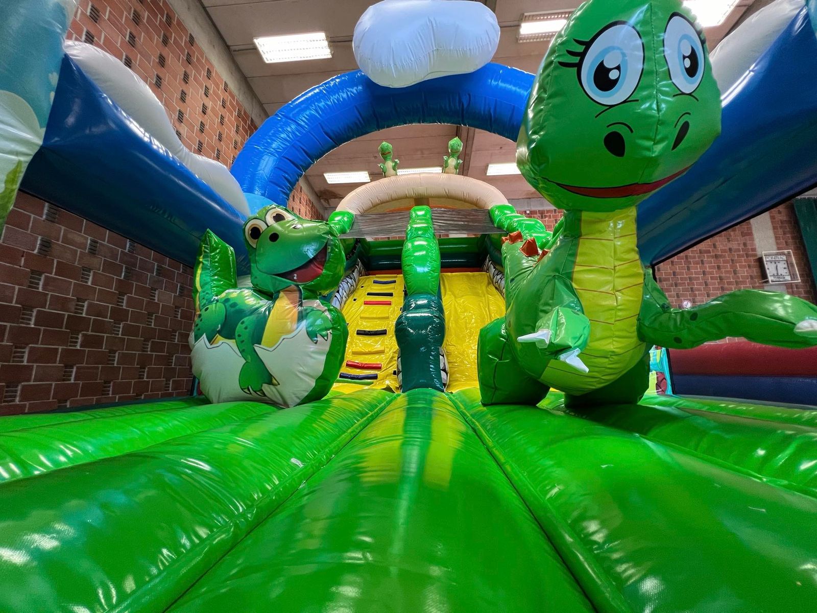 Attractie-jurassic-park (3).jpg