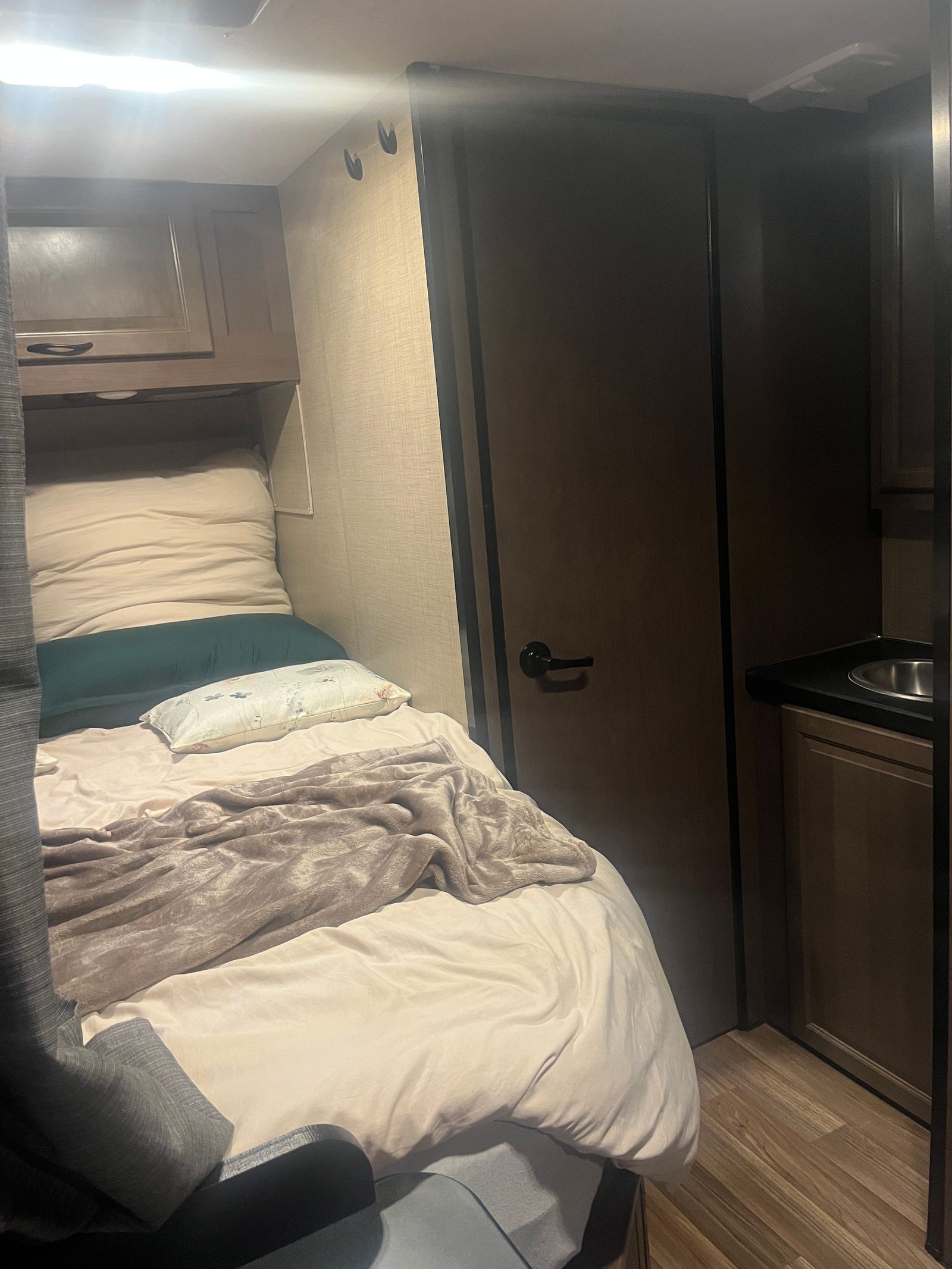 Camper 7.jpeg