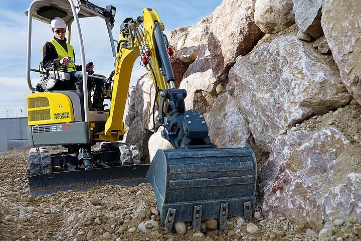 Welke graafmachine past bij jouw project? Van 1 tot 5 ton uitgelegd.