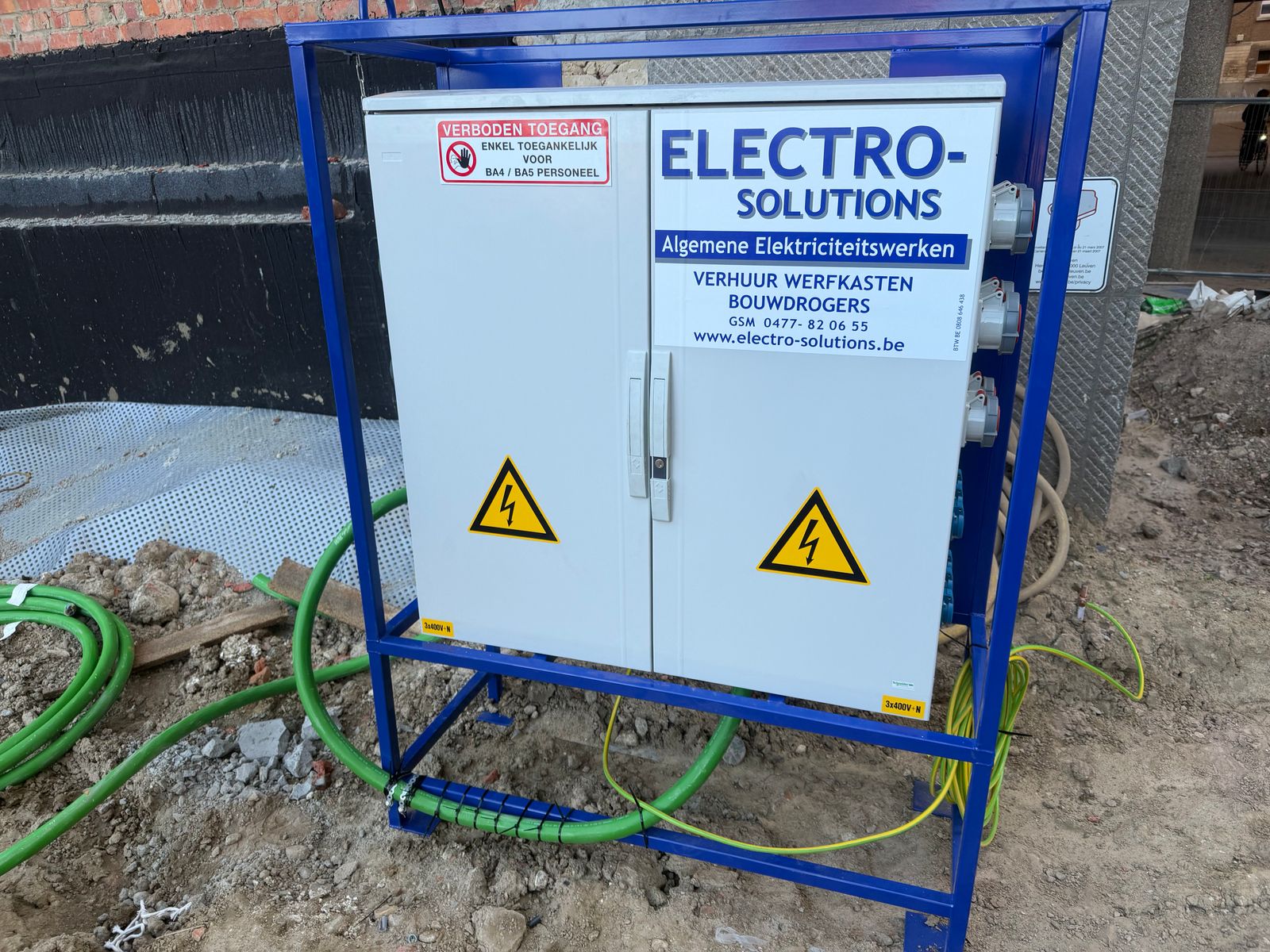 De Discussie : Werfkast huren Of toch zelf voorzien?