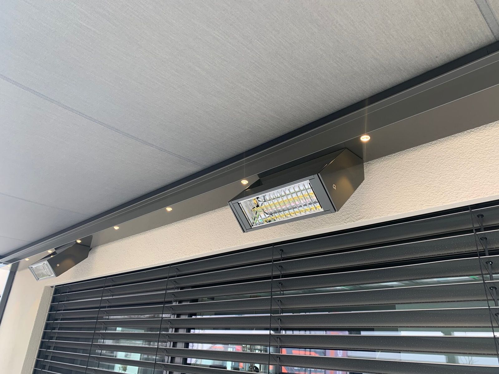 wist je dat de heaters bij Atrox op de RAL kleur van je overkapping kunnen gelakt worden? Persoonlijk en op maat! 