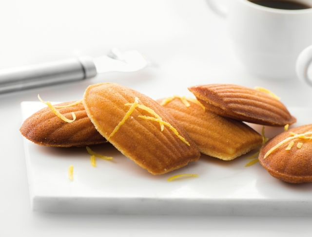 WaffleTastic® Madeleines met lavendel en citroen