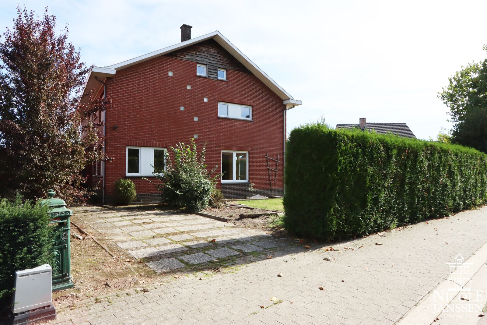 Nicole Janssen - huis te koop - Kerkstraat 22 te Beek - voorzijde2.jpg