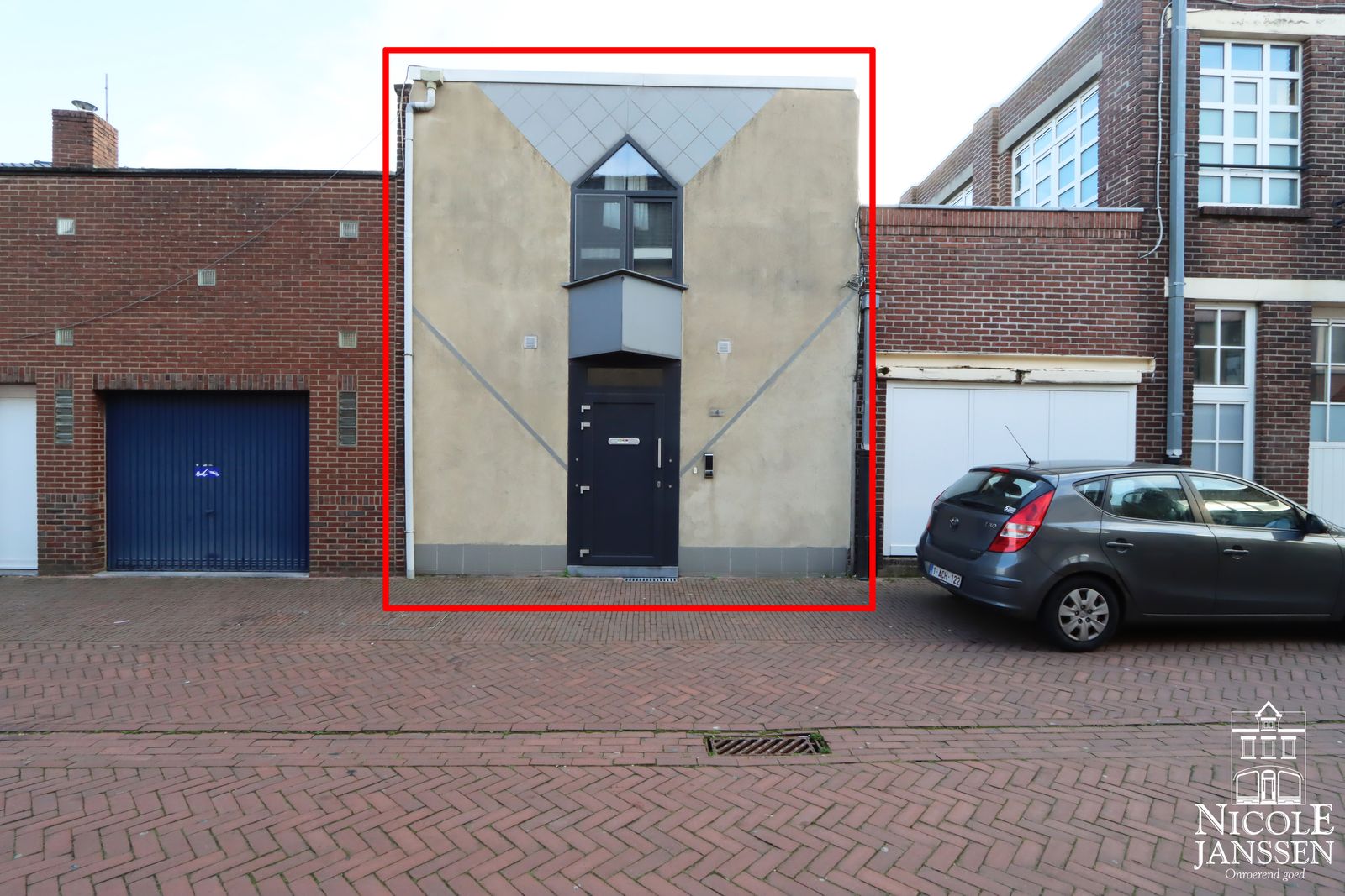 Nicole Janssen - huis te koop - Rosmolenstraat 4 Maaseik - voorzijde2.jpg