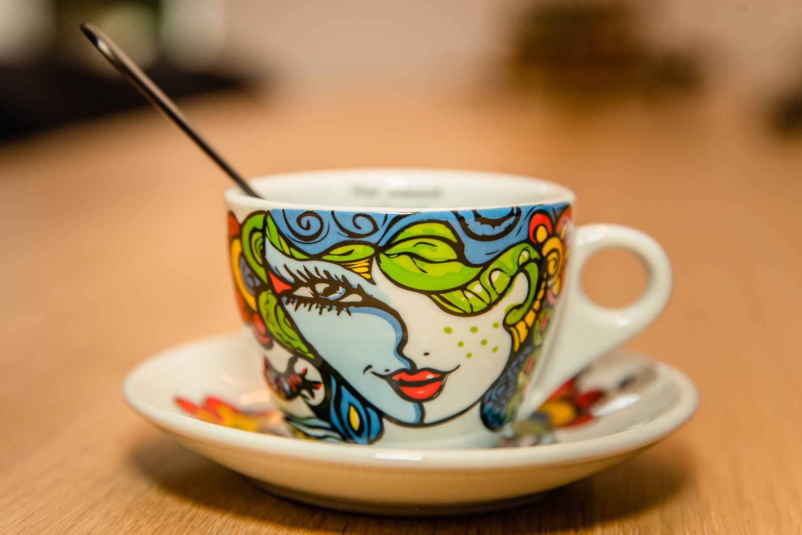 Onze dag begint niet altijd met koffie — wel met u