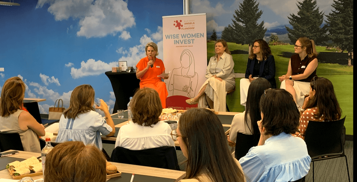 PANEL vlnr. Cynthia Verswijvel-Cornelissen (voorzitter, ondernemer, business angel en host van BAN Flanders), Kristel Seymus (Planet Talent), Sarah Keppens (Customerry) en Jolien Sauwens (Creative.finance)