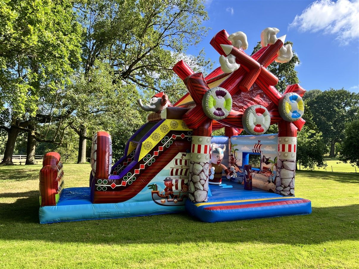 Springkasteel-viking (10).jpg
