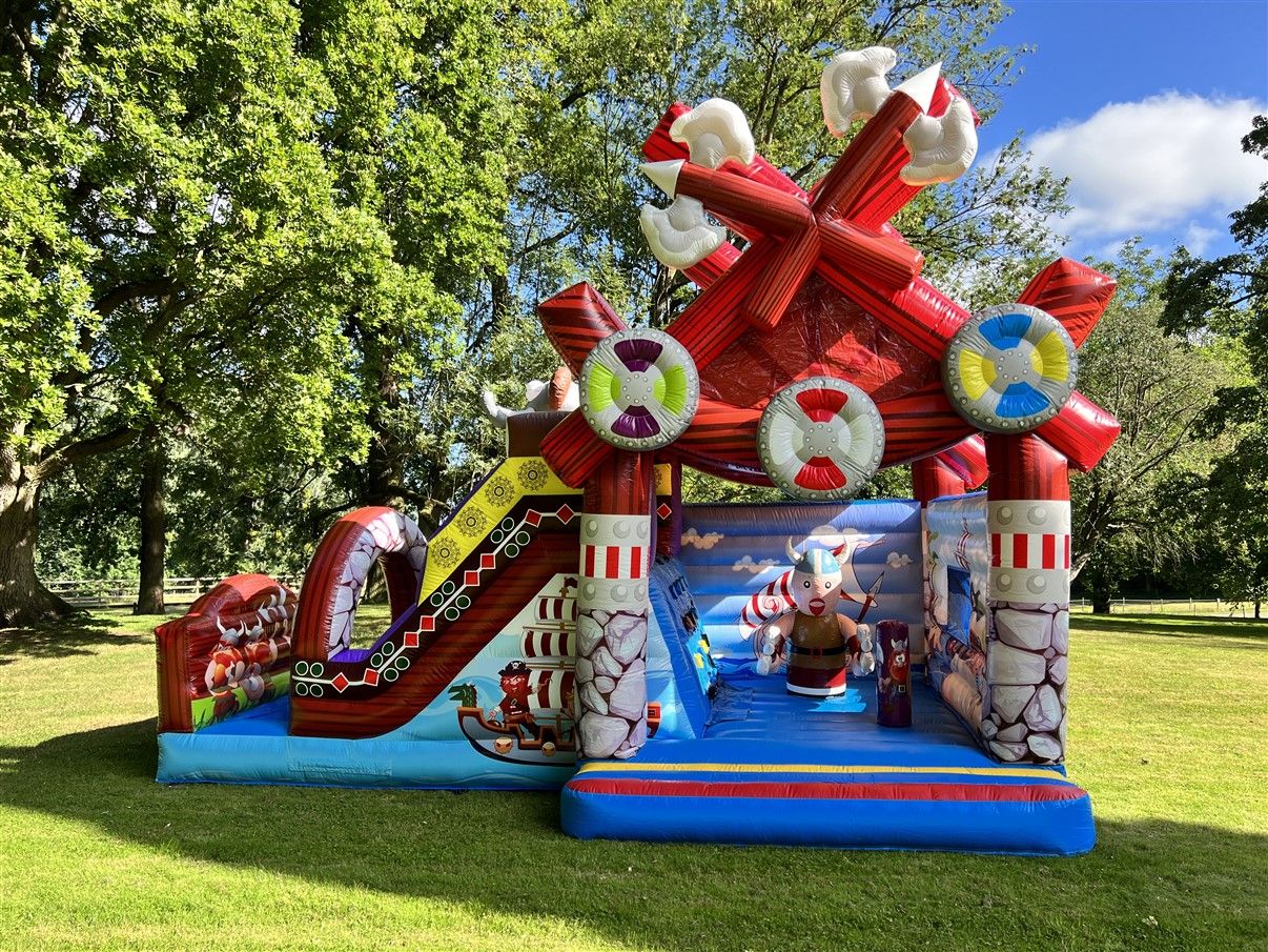 Springkasteel-viking (9).jpg