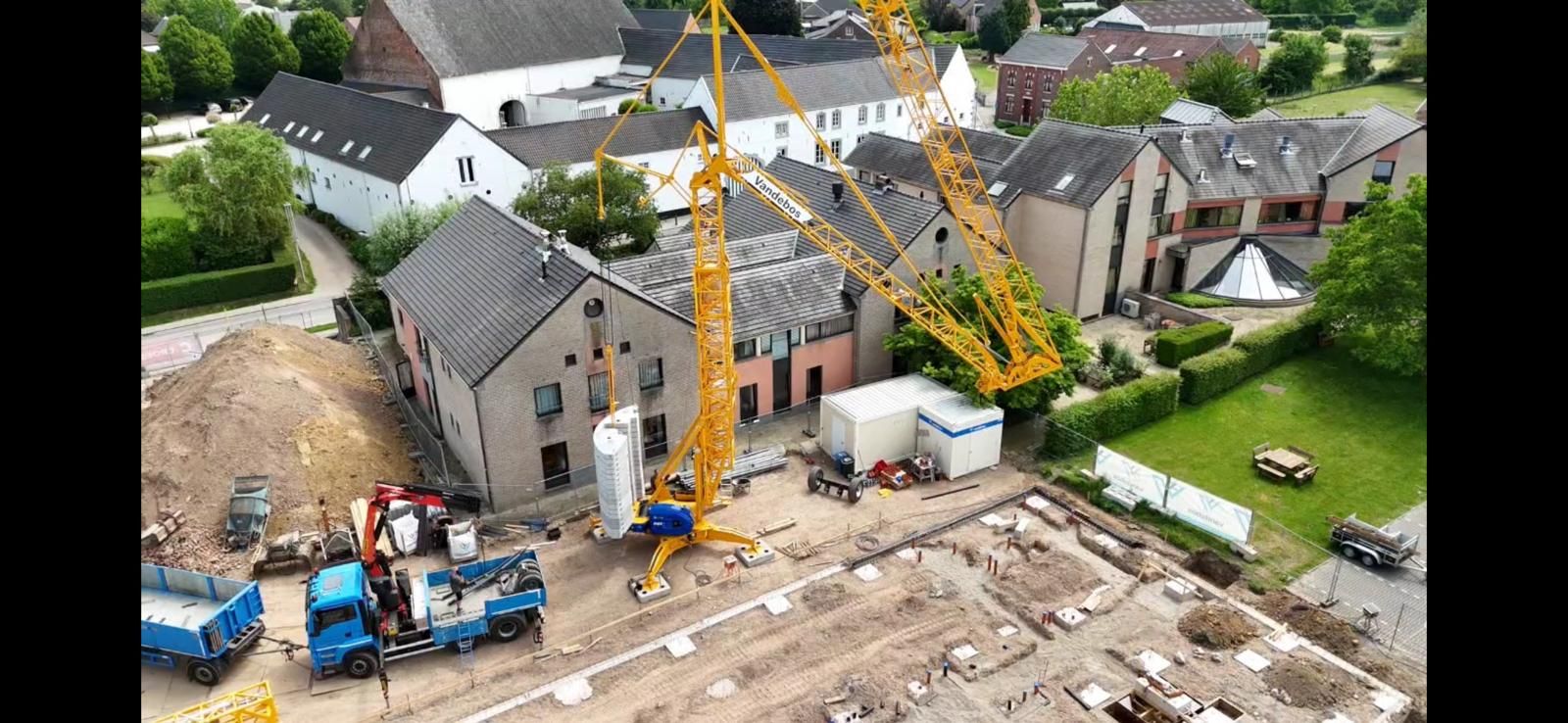 Vandebos ontvangt een Potain IGO T85A, ontdek hier deze kraan !