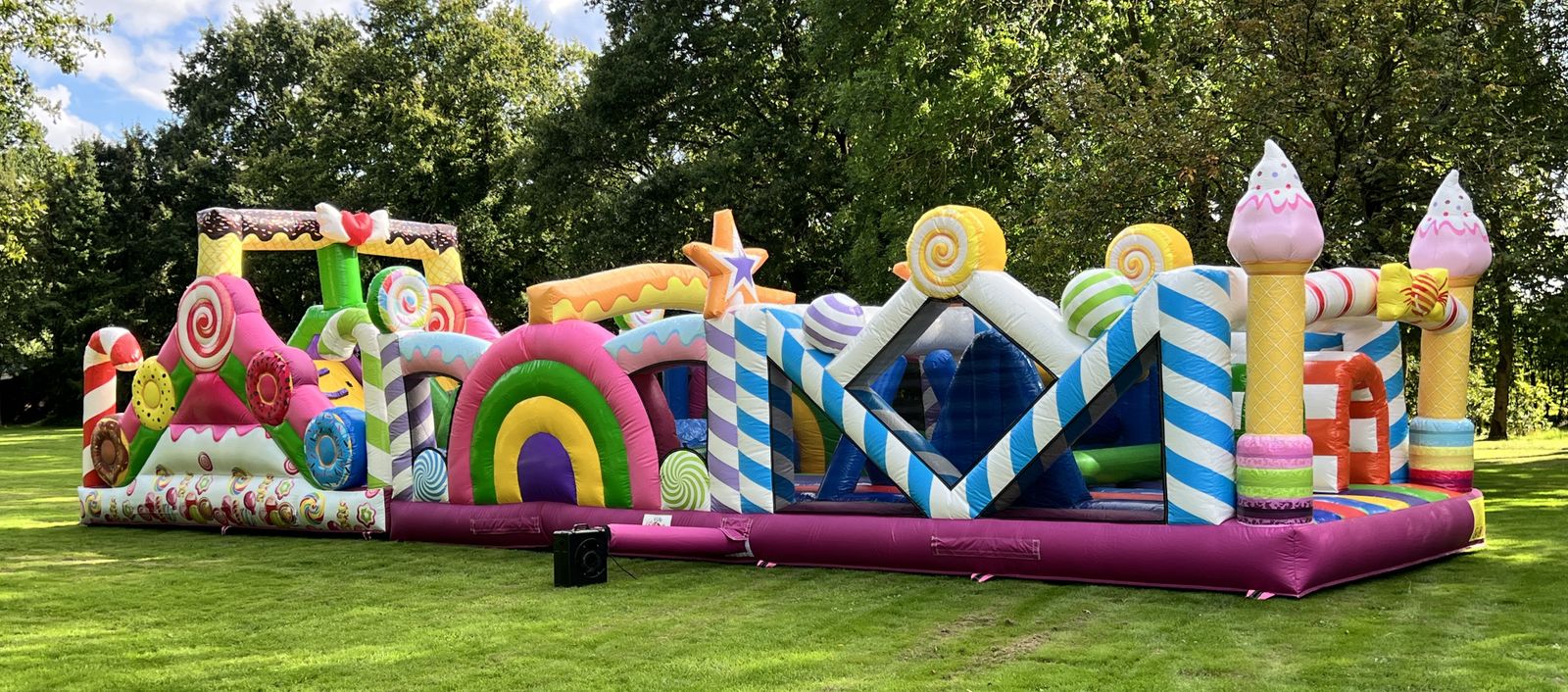Notre nouvel assortiment de châteaux gonflables et d'attractions !