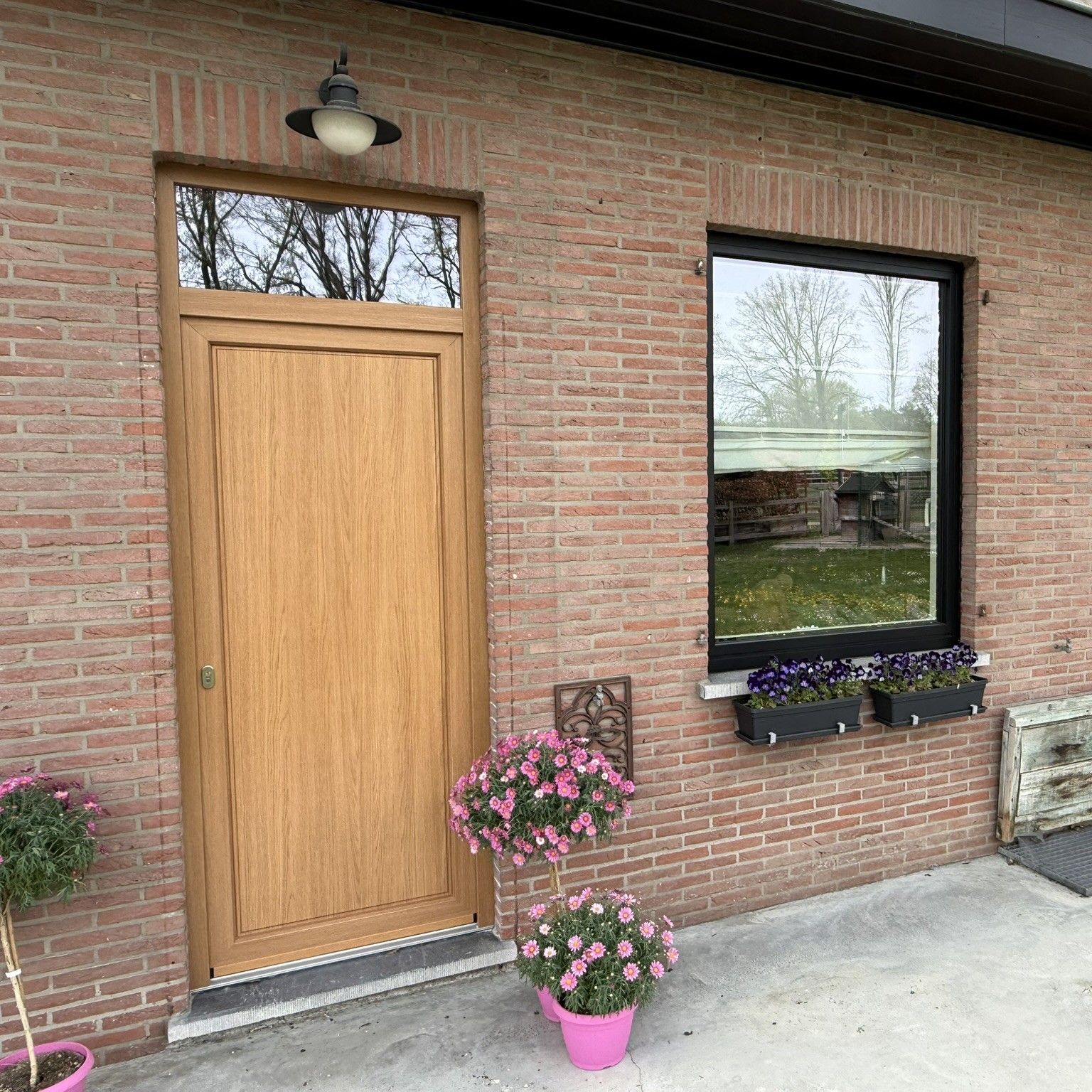 Hoe realistische houtprints uw keuze voor ramen eenvoudiger maken