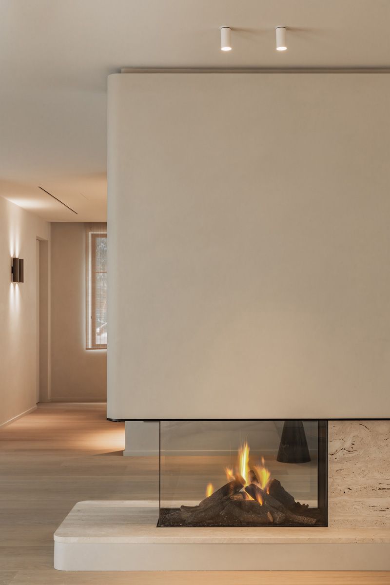 fedrigo-natuursteen-project-tm-interieur-haard-travertino-romano-detail.jpg