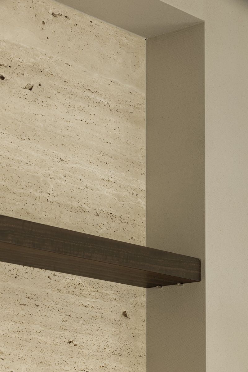 fedrigo-natuursteen-project-tm-interieur-wandafwerking-travertino-detail.jpg