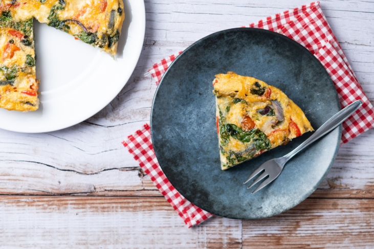 Quiche met spinazie, paprika en tomaat uit de Airfryer SnackTastic®