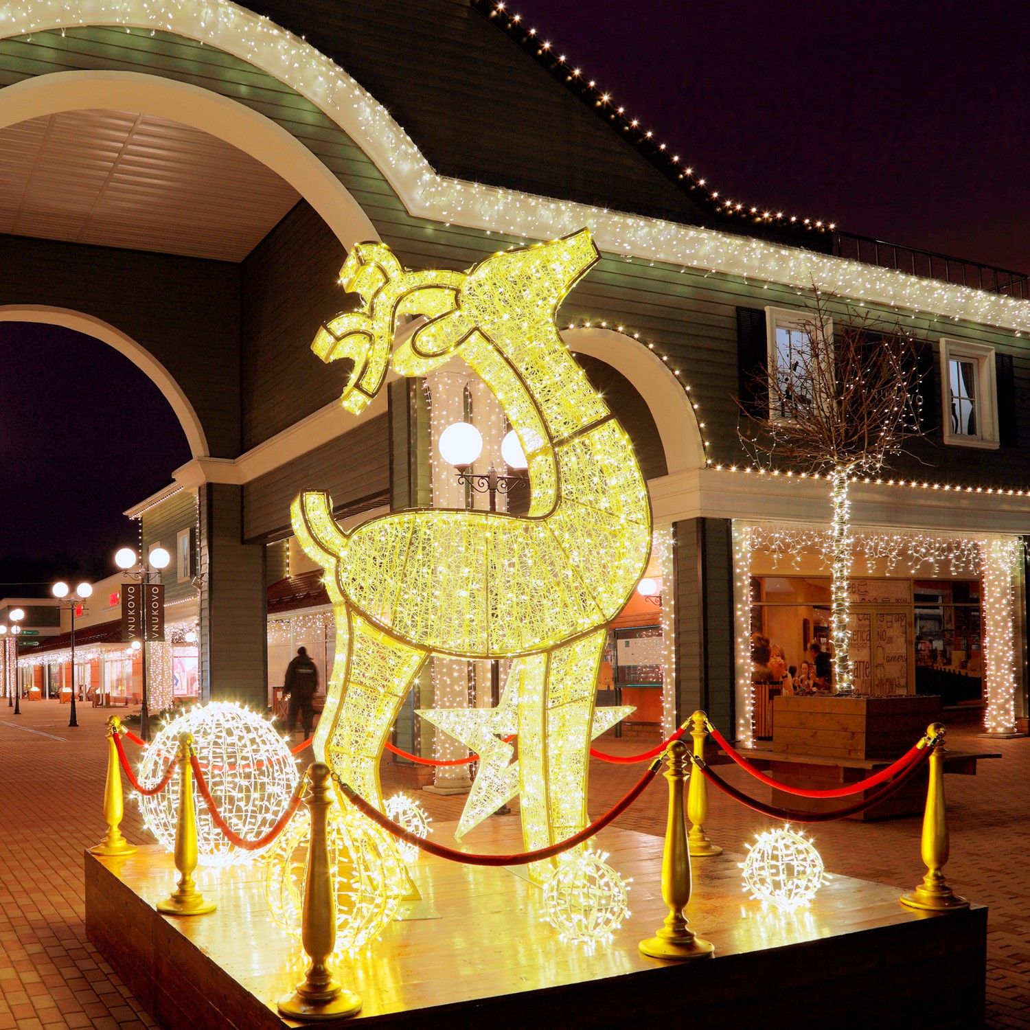 kerstdecoratie-verlicht-rendier-waterloo (4).jpg