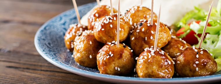 Sesam kippengehaktballetjes