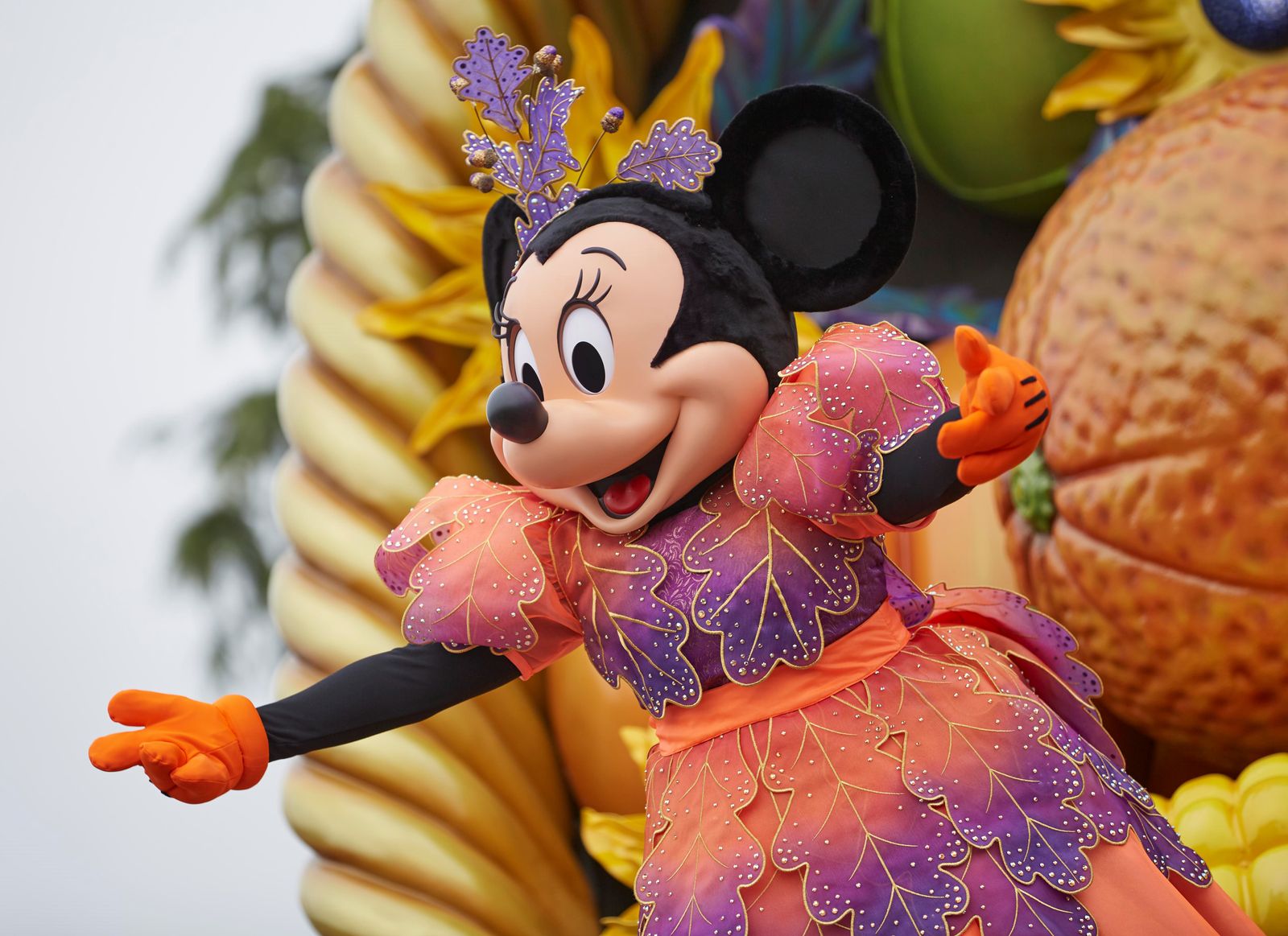 mickey-s-halloween-celebration-parade-1.jpg