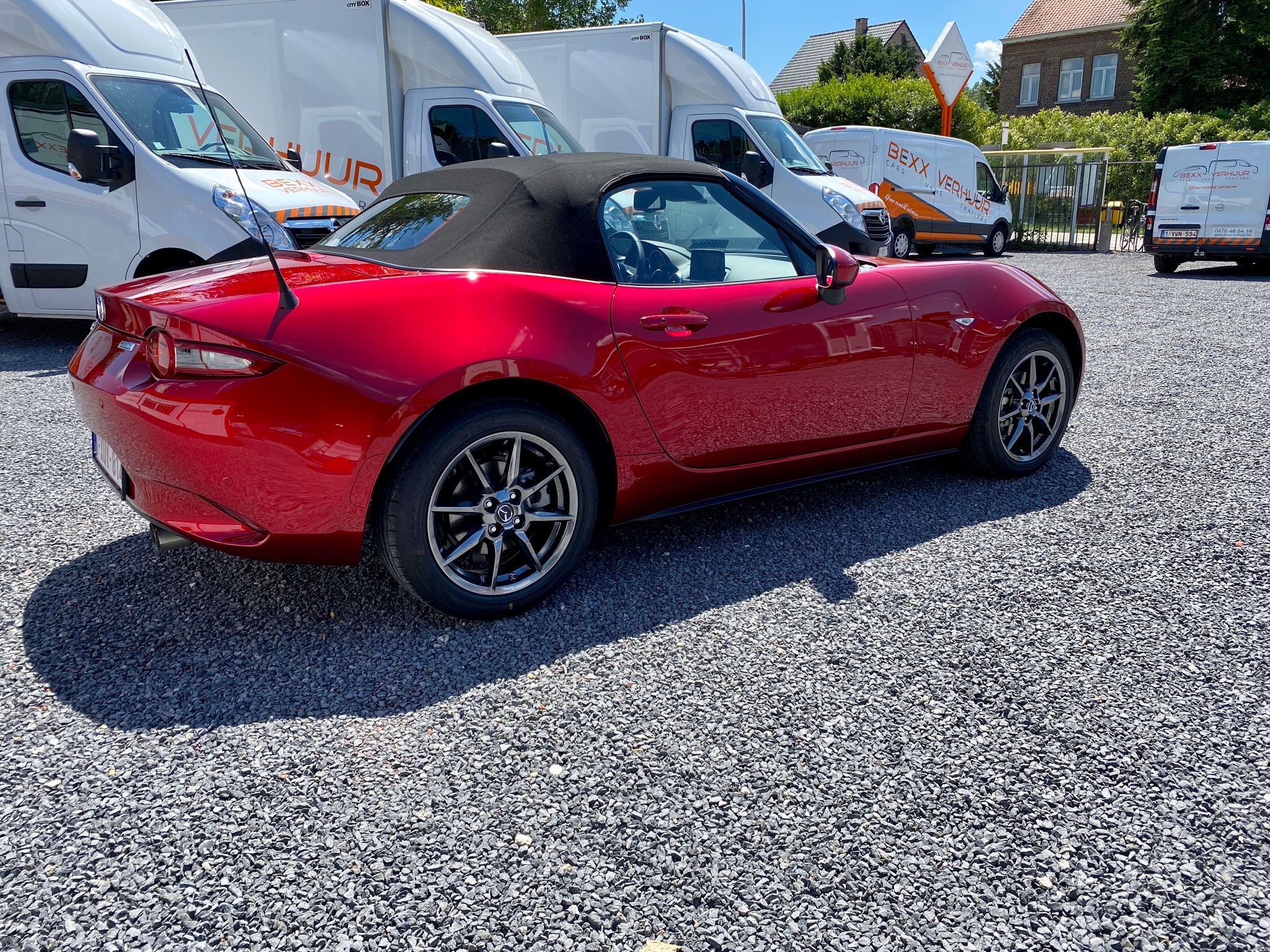 Mazda MX5 - image (7).jpg