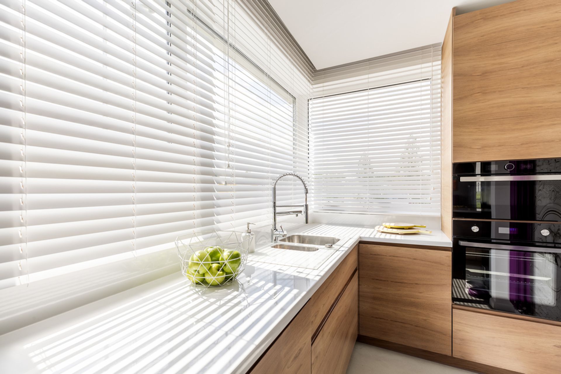 Nylon Absoluut Verdorren Welke raamdecoratie kies ik best in mijn keuken of badkamer? | Huis  Castermans