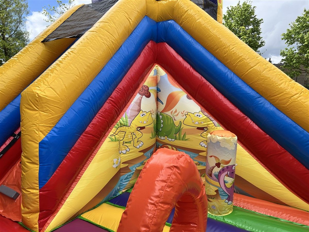 springkasteel-drakeneiland (3).jpg